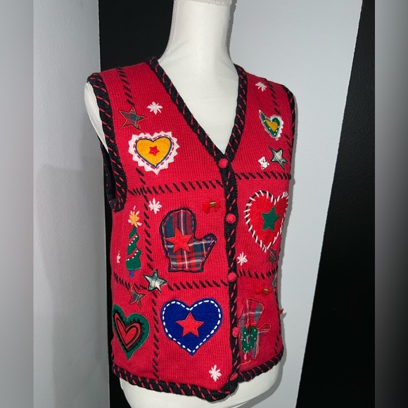 Designer’s original studio. Christmas Sweater - Picture 5 of 7